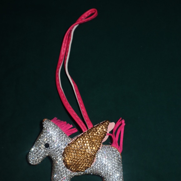 Bling Phony Charms - Picture 16 of 16